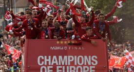 德甲焦点战：勒沃库森主场迎战法兰克福，中场争夺战激烈